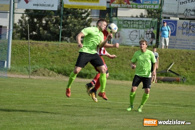 Zdjęcie w galerii na portalu naszwodzislaw.com: Pierwsza połowa rozstrzygnęła cały mecz  wiadomości z regionu