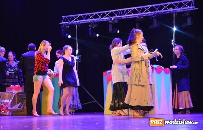 Zdjęcie w galerii na portalu naszwodzislaw.com: Stworzyli spektakl taneczny na podstawie baśni o Kopciuszku  wiadomości z regionu