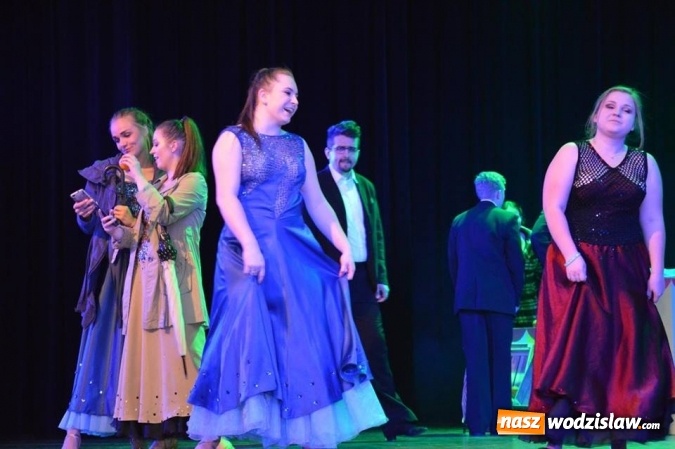 Zdjęcie w galerii na portalu naszwodzislaw.com: Stworzyli spektakl taneczny na podstawie baśni o Kopciuszku  wiadomości z regionu