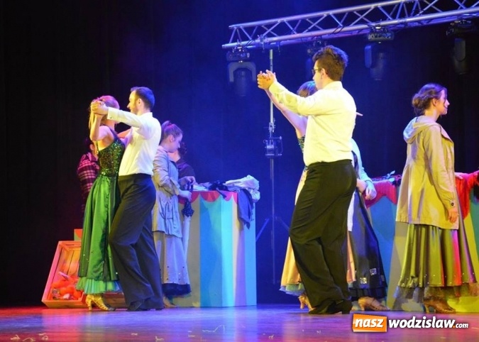 Zdjęcie w galerii na portalu naszwodzislaw.com: Stworzyli spektakl taneczny na podstawie baśni o Kopciuszku  wiadomości z regionu