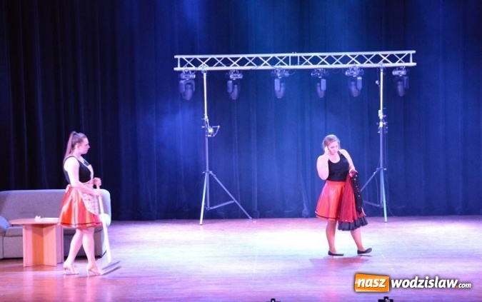 Zdjęcie w galerii na portalu naszwodzislaw.com: Stworzyli spektakl taneczny na podstawie baśni o Kopciuszku  wiadomości z regionu