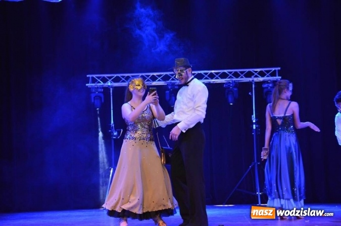 Zdjęcie w galerii na portalu naszwodzislaw.com: Stworzyli spektakl taneczny na podstawie baśni o Kopciuszku  wiadomości z regionu