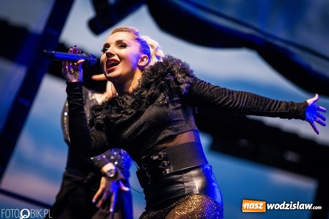 Zdjęcie w galerii na portalu naszwodzislaw.com: My Słowianie - Cleo na finał pierwszego dnia majówki w Nędzy FOTO i WIDEO wiadomości z regionu