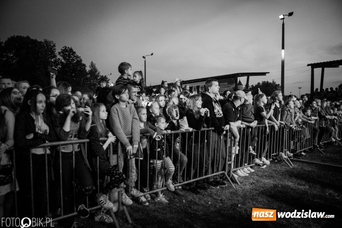 Zdjęcie w galerii na portalu naszwodzislaw.com: My Słowianie - Cleo na finał pierwszego dnia majówki w Nędzy FOTO i WIDEO wiadomości z regionu
