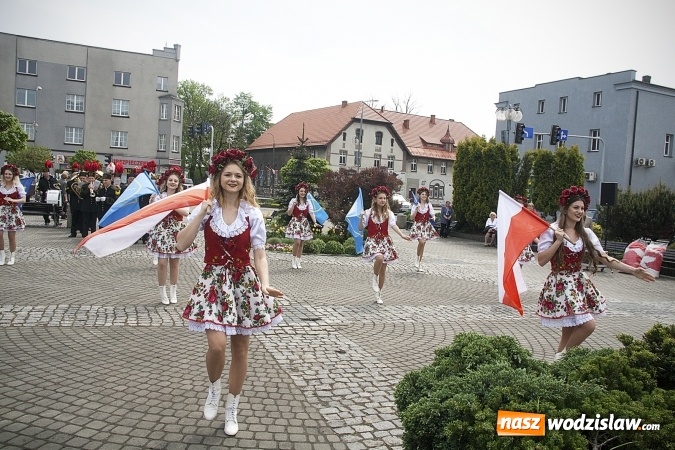Zdjęcie w galerii na portalu naszwodzislaw.com: Święto Flagi w Rydułtowach. ZDJĘCIA  wiadomości z regionu