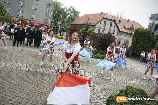 Zdjęcie w galerii na portalu naszwodzislaw.com: Święto Flagi w Rydułtowach. ZDJĘCIA  wiadomości z regionu