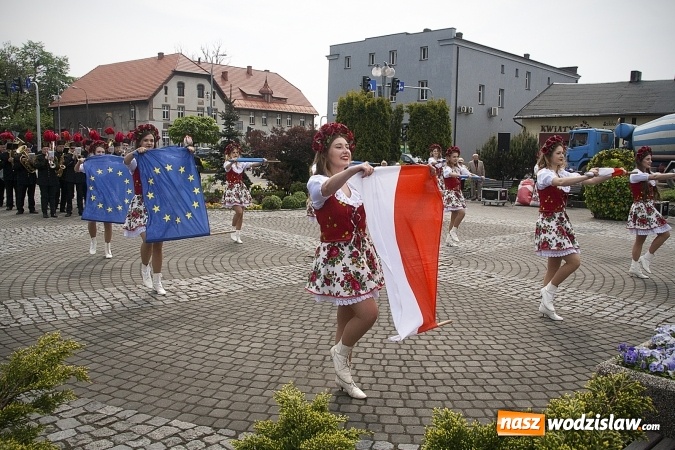 Zdjęcie w galerii na portalu naszwodzislaw.com: Święto Flagi w Rydułtowach. ZDJĘCIA  wiadomości z regionu