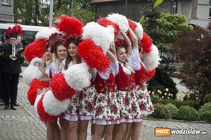 Zdjęcie w galerii na portalu naszwodzislaw.com: Święto Flagi w Rydułtowach. ZDJĘCIA  wiadomości z regionu