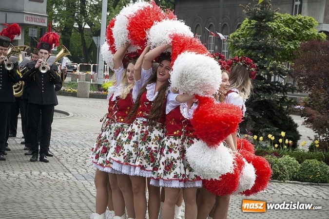 Zdjęcie w galerii na portalu naszwodzislaw.com: Święto Flagi w Rydułtowach. ZDJĘCIA  wiadomości z regionu