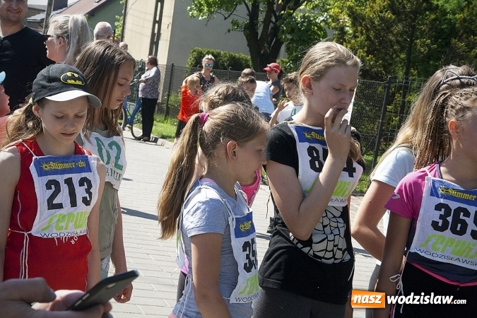 Zdjęcie w galerii na portalu naszwodzislaw.com: Po raz XXIII zorganizowano Radliński Bieg Ekologiczny. ZDJECIA  wiadomości z regionu