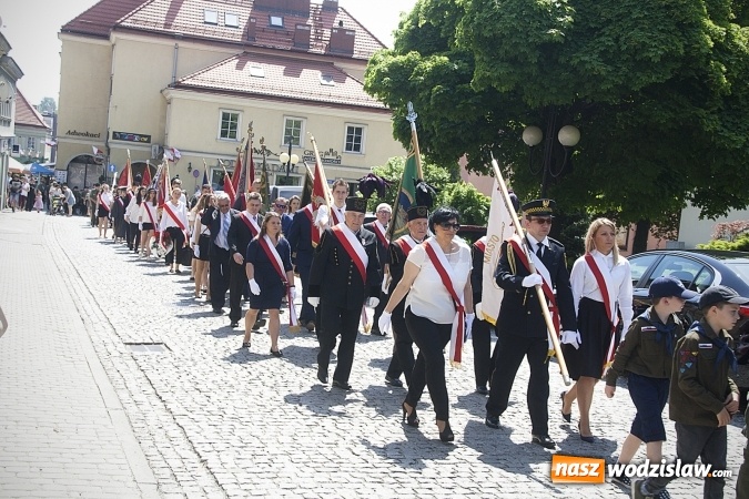 Zdjęcie w galerii na portalu naszwodzislaw.com: Zobacz, jak Wodzisław świętuje rocznicę uchwalenia Konstytucji 3 Maja  wiadomości z regionu
