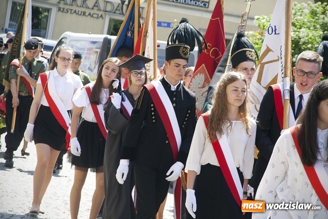 Zdjęcie w galerii na portalu naszwodzislaw.com: Zobacz, jak Wodzisław świętuje rocznicę uchwalenia Konstytucji 3 Maja  wiadomości z regionu