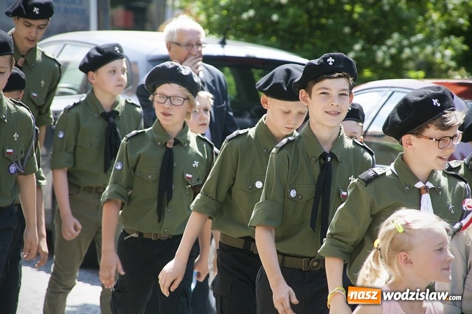 Zdjęcie w galerii na portalu naszwodzislaw.com: Zobacz, jak Wodzisław świętuje rocznicę uchwalenia Konstytucji 3 Maja  wiadomości z regionu
