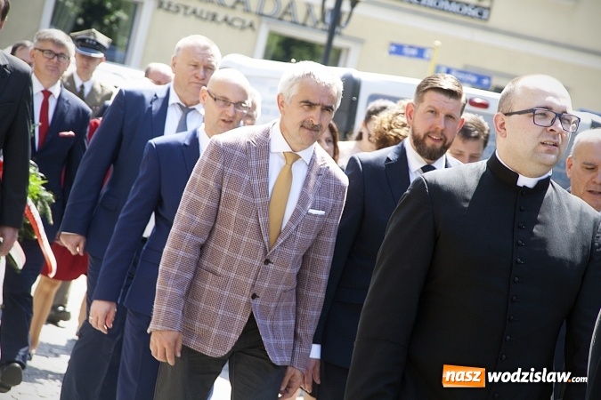 Zdjęcie w galerii na portalu naszwodzislaw.com: Zobacz, jak Wodzisław świętuje rocznicę uchwalenia Konstytucji 3 Maja  wiadomości z regionu