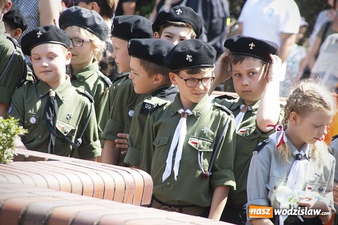 Zdjęcie w galerii na portalu naszwodzislaw.com: Zobacz, jak Wodzisław świętuje rocznicę uchwalenia Konstytucji 3 Maja  wiadomości z regionu