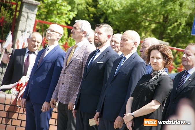Zdjęcie w galerii na portalu naszwodzislaw.com: Zobacz, jak Wodzisław świętuje rocznicę uchwalenia Konstytucji 3 Maja  wiadomości z regionu