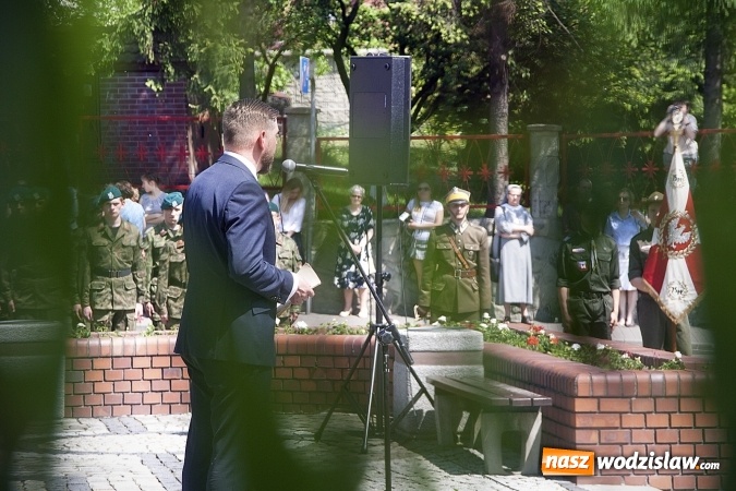 Zdjęcie w galerii na portalu naszwodzislaw.com: Zobacz, jak Wodzisław świętuje rocznicę uchwalenia Konstytucji 3 Maja  wiadomości z regionu