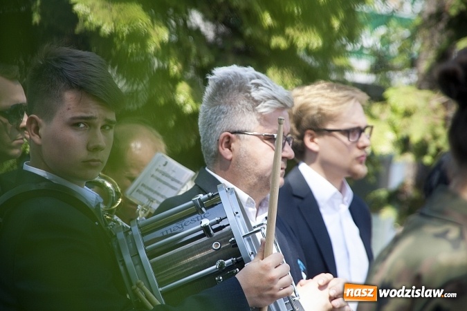 Zdjęcie w galerii na portalu naszwodzislaw.com: Zobacz, jak Wodzisław świętuje rocznicę uchwalenia Konstytucji 3 Maja  wiadomości z regionu