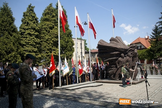 Zdjęcie w galerii na portalu naszwodzislaw.com: Zobacz, jak Wodzisław świętuje rocznicę uchwalenia Konstytucji 3 Maja  wiadomości z regionu