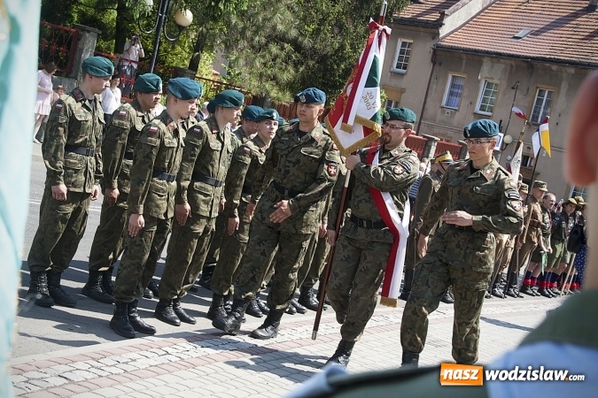 Zdjęcie w galerii na portalu naszwodzislaw.com: Zobacz, jak Wodzisław świętuje rocznicę uchwalenia Konstytucji 3 Maja  wiadomości z regionu