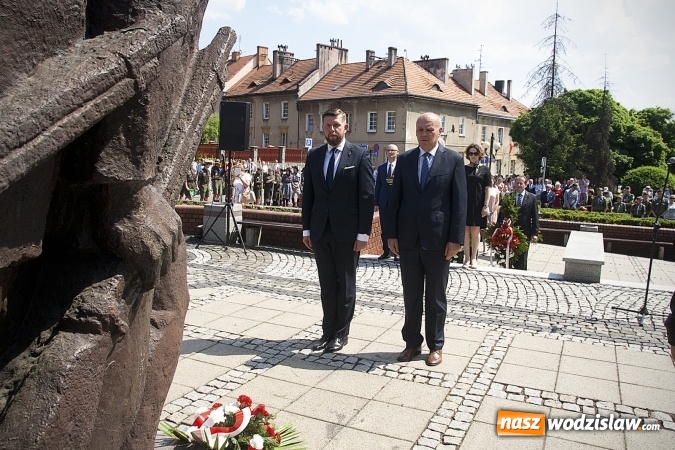 Zdjęcie w galerii na portalu naszwodzislaw.com: Zobacz, jak Wodzisław świętuje rocznicę uchwalenia Konstytucji 3 Maja  wiadomości z regionu