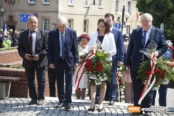 Zdjęcie w galerii na portalu naszwodzislaw.com: Zobacz, jak Wodzisław świętuje rocznicę uchwalenia Konstytucji 3 Maja  wiadomości z regionu