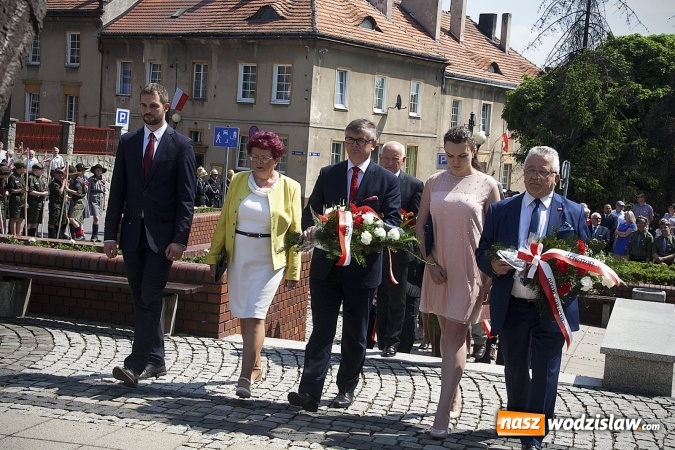 Zdjęcie w galerii na portalu naszwodzislaw.com: Zobacz, jak Wodzisław świętuje rocznicę uchwalenia Konstytucji 3 Maja  wiadomości z regionu