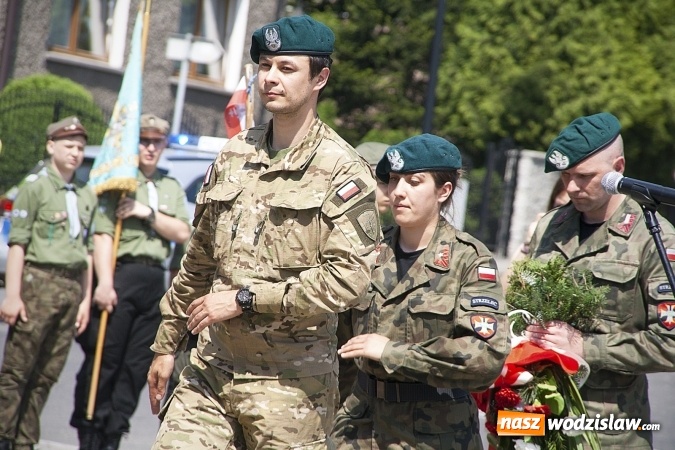 Zdjęcie w galerii na portalu naszwodzislaw.com: Zobacz, jak Wodzisław świętuje rocznicę uchwalenia Konstytucji 3 Maja  wiadomości z regionu