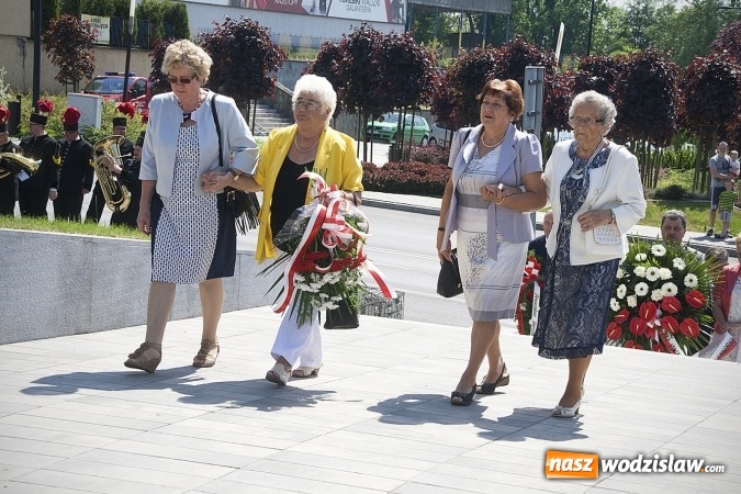 Zdjęcie w galerii na portalu naszwodzislaw.com: 227 rocznica uchwalenia Konstytucji 3 Maja. Obchody w Pszowie  wiadomości z regionu