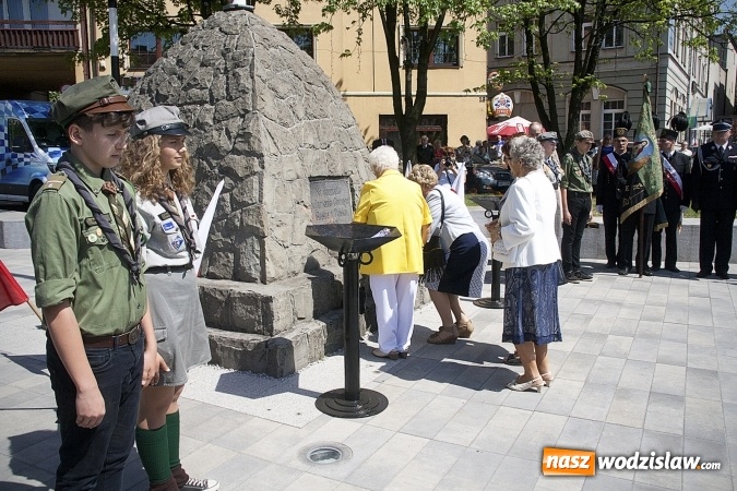 Zdjęcie w galerii na portalu naszwodzislaw.com: 227 rocznica uchwalenia Konstytucji 3 Maja. Obchody w Pszowie  wiadomości z regionu