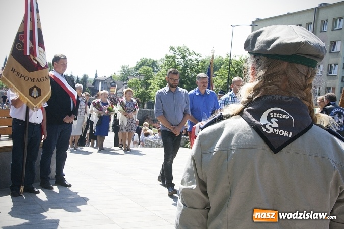 Zdjęcie w galerii na portalu naszwodzislaw.com: 227 rocznica uchwalenia Konstytucji 3 Maja. Obchody w Pszowie  wiadomości z regionu