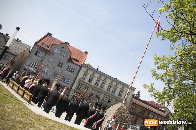 Zdjęcie w galerii na portalu naszwodzislaw.com: 227 rocznica uchwalenia Konstytucji 3 Maja. Obchody w Pszowie  wiadomości z regionu