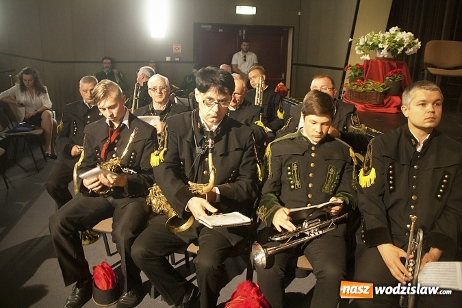 Zdjęcie w galerii na portalu naszwodzislaw.com: Przyjechałam tutaj, aby z państwem porozmawiać. Wicepremier Beata Szydło w Rydułtowskim Centrum Kultury wiadomości z regionu