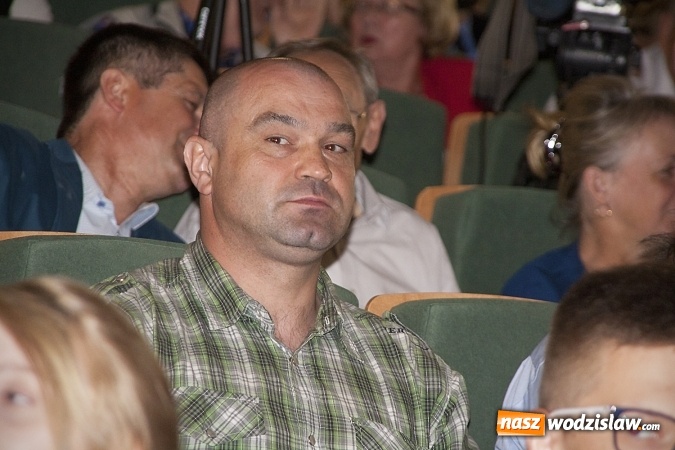 Zdjęcie w galerii na portalu naszwodzislaw.com: Przyjechałam tutaj, aby z państwem porozmawiać. Wicepremier Beata Szydło w Rydułtowskim Centrum Kultury wiadomości z regionu