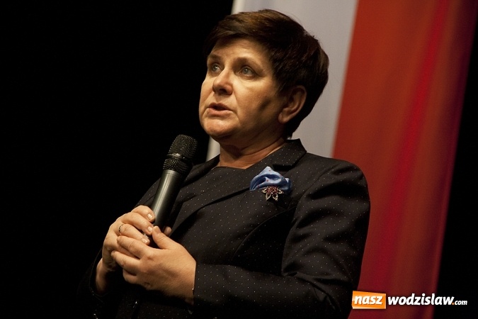 Zdjęcie w galerii na portalu naszwodzislaw.com: Przyjechałam tutaj, aby z państwem porozmawiać. Wicepremier Beata Szydło w Rydułtowskim Centrum Kultury wiadomości z regionu