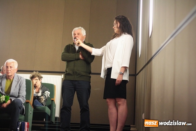 Zdjęcie w galerii na portalu naszwodzislaw.com: Przyjechałam tutaj, aby z państwem porozmawiać. Wicepremier Beata Szydło w Rydułtowskim Centrum Kultury wiadomości z regionu
