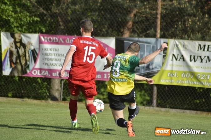 Zdjęcie w galerii na portalu naszwodzislaw.com: Naprzód 32 Syrynia wygrywa spotkanie. Przyszłość Rogów z porażką  wiadomości z regionu