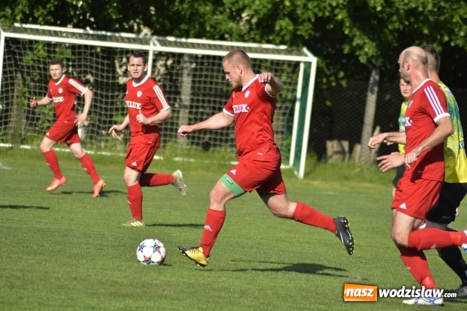 Zdjęcie w galerii na portalu naszwodzislaw.com: Naprzód 32 Syrynia wygrywa spotkanie. Przyszłość Rogów z porażką  wiadomości z regionu