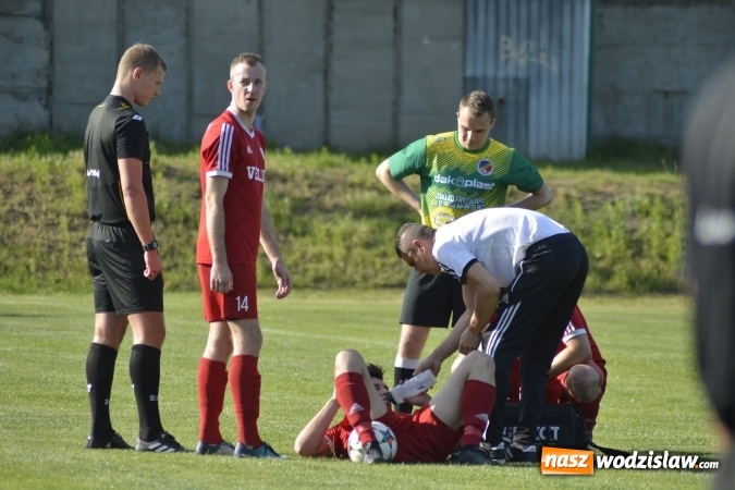 Zdjęcie w galerii na portalu naszwodzislaw.com: Naprzód 32 Syrynia wygrywa spotkanie. Przyszłość Rogów z porażką  wiadomości z regionu