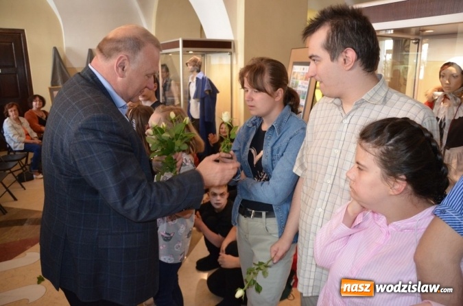 Zdjęcie w galerii na portalu naszwodzislaw.com: Sztuka wyzwala! Wystawa prac uczniów i absolwentów ZPSWR w Wodzisławiu Śl. wiadomości z regionu