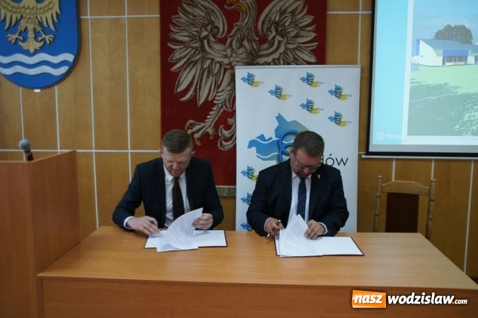 Zdjęcie w galerii na portalu naszwodzislaw.com: Godów: Umowa na budowę przedszkola podpisana. WIZUALIZACJE  wiadomości z regionu
