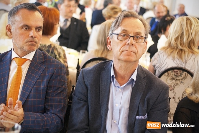 Zdjęcie w galerii na portalu naszwodzislaw.com: Ciężką pracą doszli do sukcesu. Nagrodzono przedsiębiorstwa z naszego powiatu. ZDJĘCIA  wiadomości z regionu