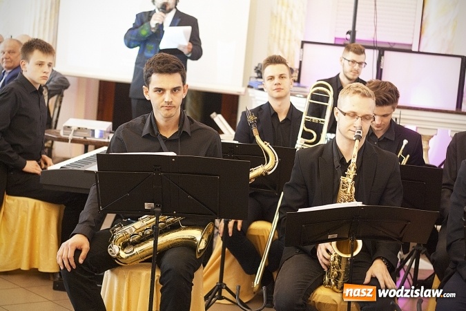 Zdjęcie w galerii na portalu naszwodzislaw.com: Ciężką pracą doszli do sukcesu. Nagrodzono przedsiębiorstwa z naszego powiatu. ZDJĘCIA  wiadomości z regionu