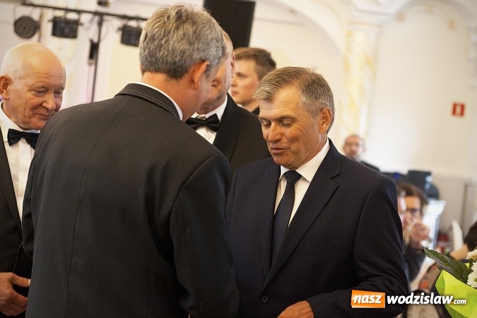 Zdjęcie w galerii na portalu naszwodzislaw.com: Ciężką pracą doszli do sukcesu. Nagrodzono przedsiębiorstwa z naszego powiatu. ZDJĘCIA  wiadomości z regionu