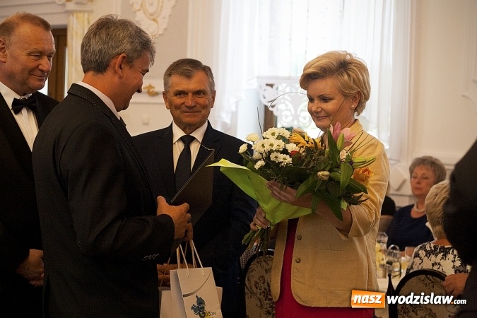 Zdjęcie w galerii na portalu naszwodzislaw.com: Ciężką pracą doszli do sukcesu. Nagrodzono przedsiębiorstwa z naszego powiatu. ZDJĘCIA  wiadomości z regionu