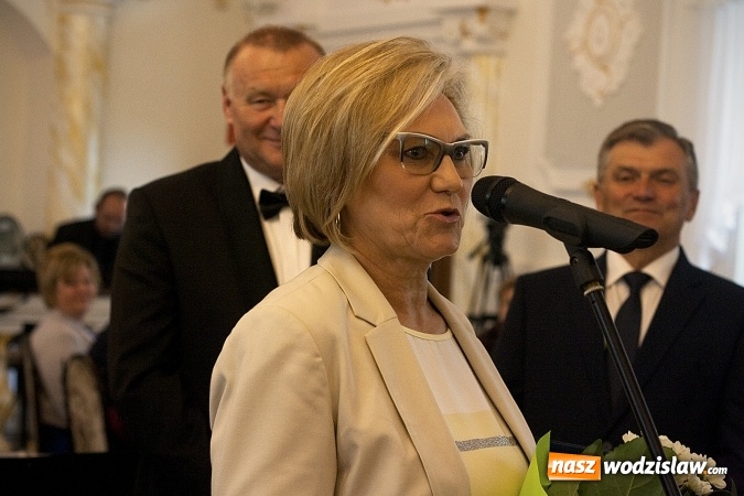 Zdjęcie w galerii na portalu naszwodzislaw.com: Ciężką pracą doszli do sukcesu. Nagrodzono przedsiębiorstwa z naszego powiatu. ZDJĘCIA  wiadomości z regionu