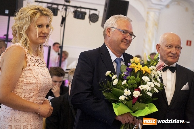 Zdjęcie w galerii na portalu naszwodzislaw.com: Ciężką pracą doszli do sukcesu. Nagrodzono przedsiębiorstwa z naszego powiatu. ZDJĘCIA  wiadomości z regionu