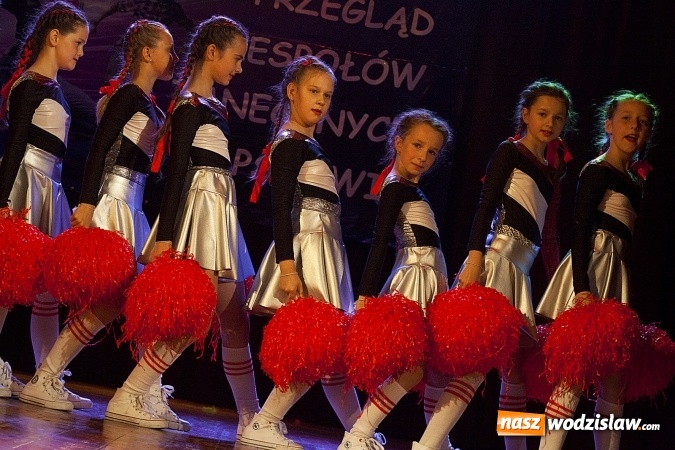Zdjęcie w galerii na portalu naszwodzislaw.com: Prawie 2 tysiące tancerzy na deskach Miejskiego Ośrodka Kultury w Pszowie. ZDJĘCIA  wiadomości z regionu
