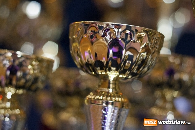 Zdjęcie w galerii na portalu naszwodzislaw.com: Prawie 2 tysiące tancerzy na deskach Miejskiego Ośrodka Kultury w Pszowie. ZDJĘCIA  wiadomości z regionu