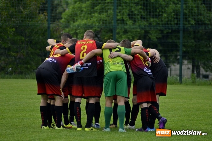 Zdjęcie w galerii na portalu naszwodzislaw.com: Sebastian Buko show w Czyżowicach. Płomień zgaszony!  wiadomości z regionu